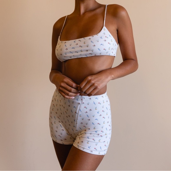 NWT My Mum Made It Bamboo Baby Shorts + Bra Top Set in Fallen Flowers - Picture 1 of 6